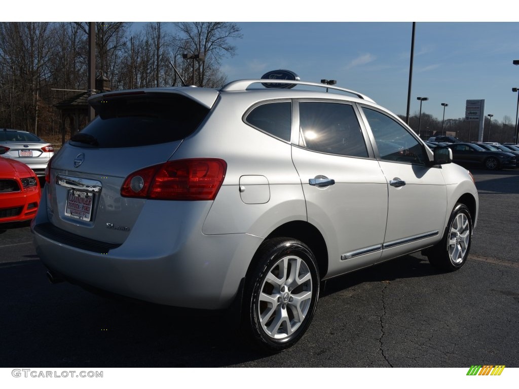 2011 Rogue SL AWD - Silver Ice Metallic / Black photo #3