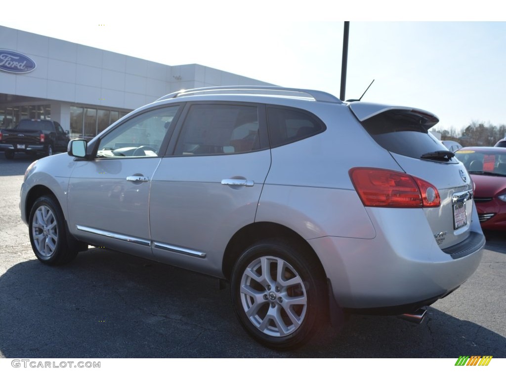 2011 Rogue SL AWD - Silver Ice Metallic / Black photo #5