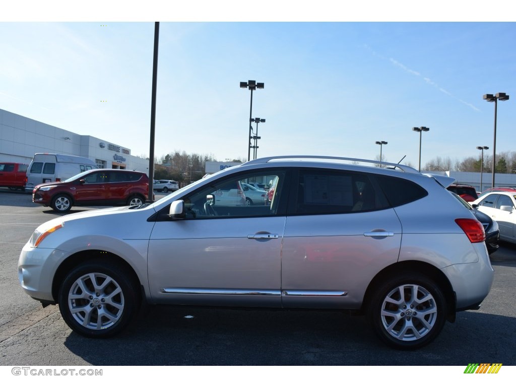 2011 Rogue SL AWD - Silver Ice Metallic / Black photo #6