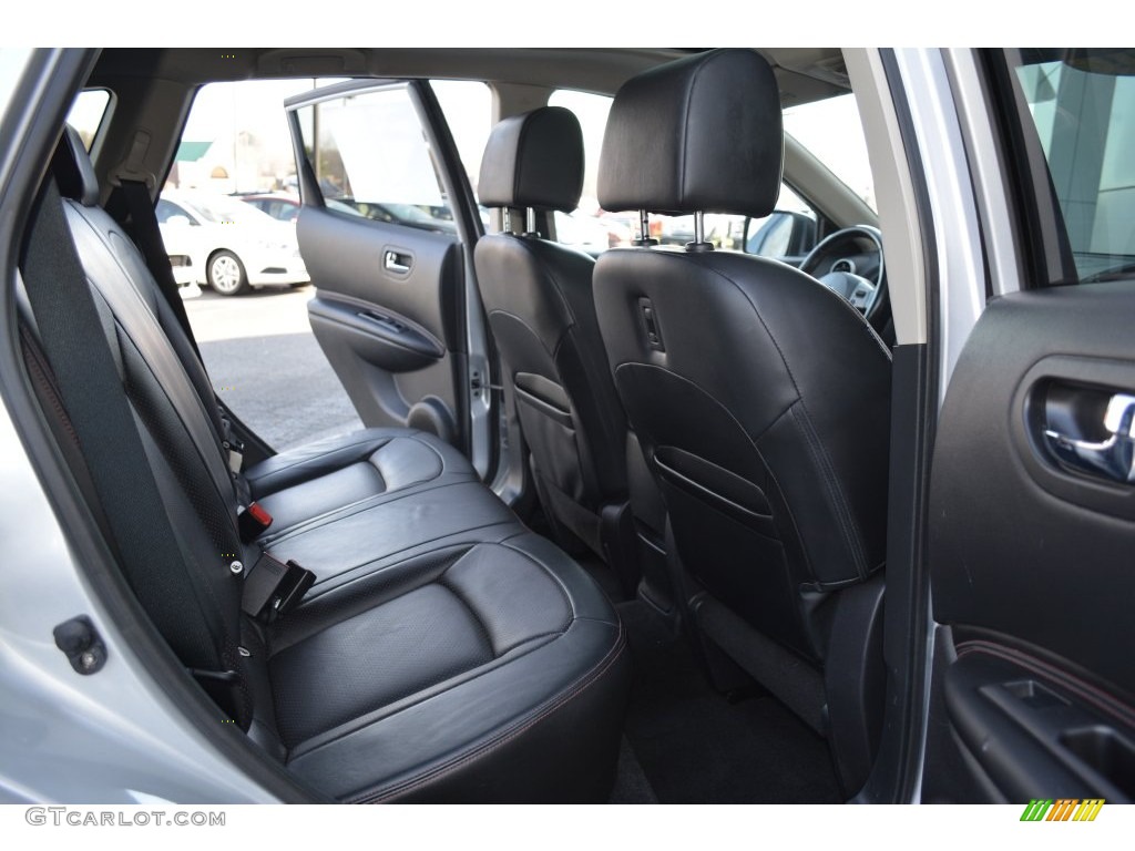 2011 Rogue SL AWD - Silver Ice Metallic / Black photo #15