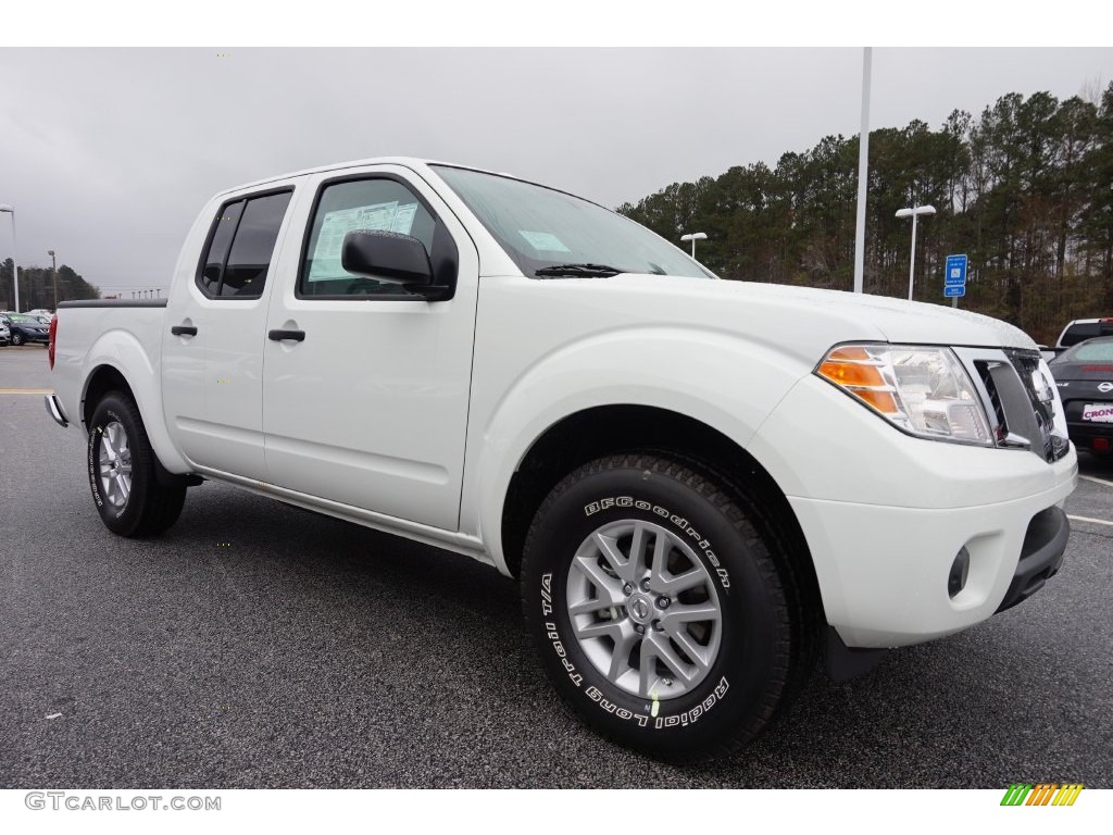 2016 Frontier SV Crew Cab - Glacier White / Steel photo #7