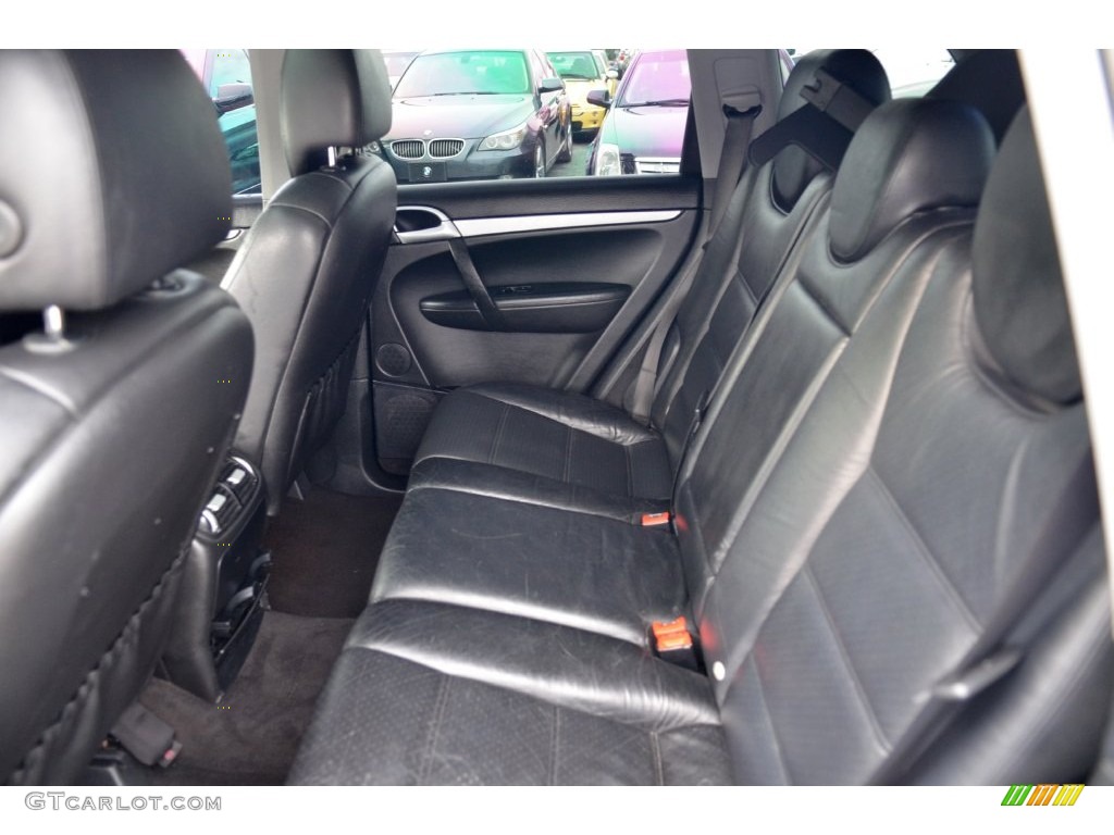 2006 Porsche Cayenne Tiptronic Rear Seat Photo #109366244