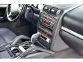 Black Controls Photo for 2006 Porsche Cayenne #109366472