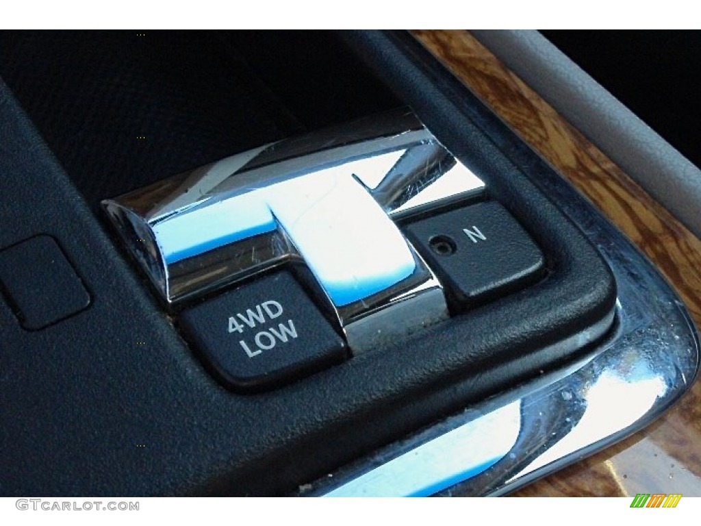 2008 Grand Cherokee Limited 4x4 - Bright Silver Metallic / Dark Slate Gray/Light Graystone photo #32