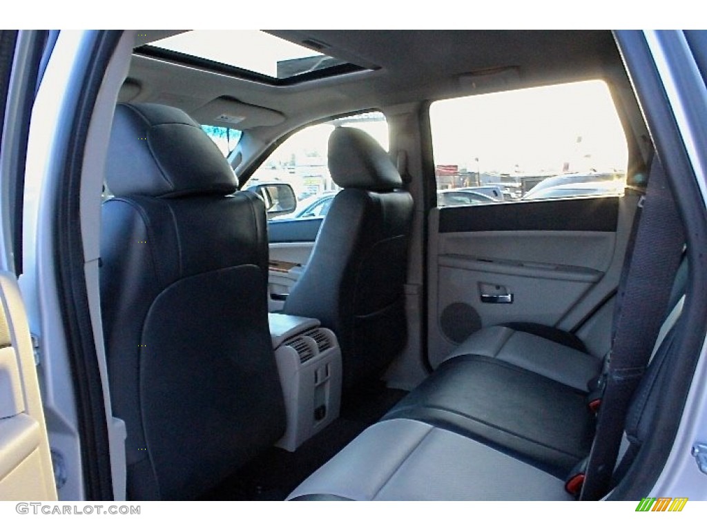 2008 Grand Cherokee Limited 4x4 - Bright Silver Metallic / Dark Slate Gray/Light Graystone photo #34