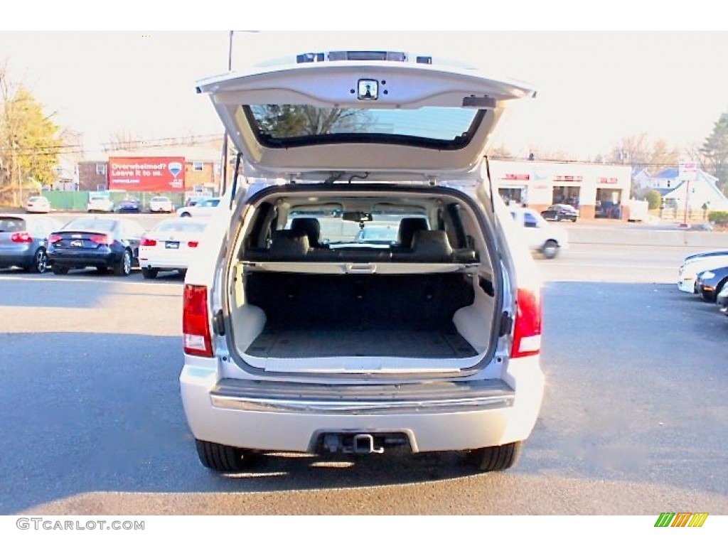 2008 Grand Cherokee Limited 4x4 - Bright Silver Metallic / Dark Slate Gray/Light Graystone photo #43