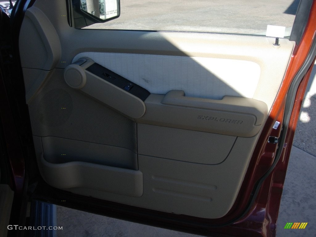 2010 Explorer XLT 4x4 - Dark Copper Metallic / Camel photo #20