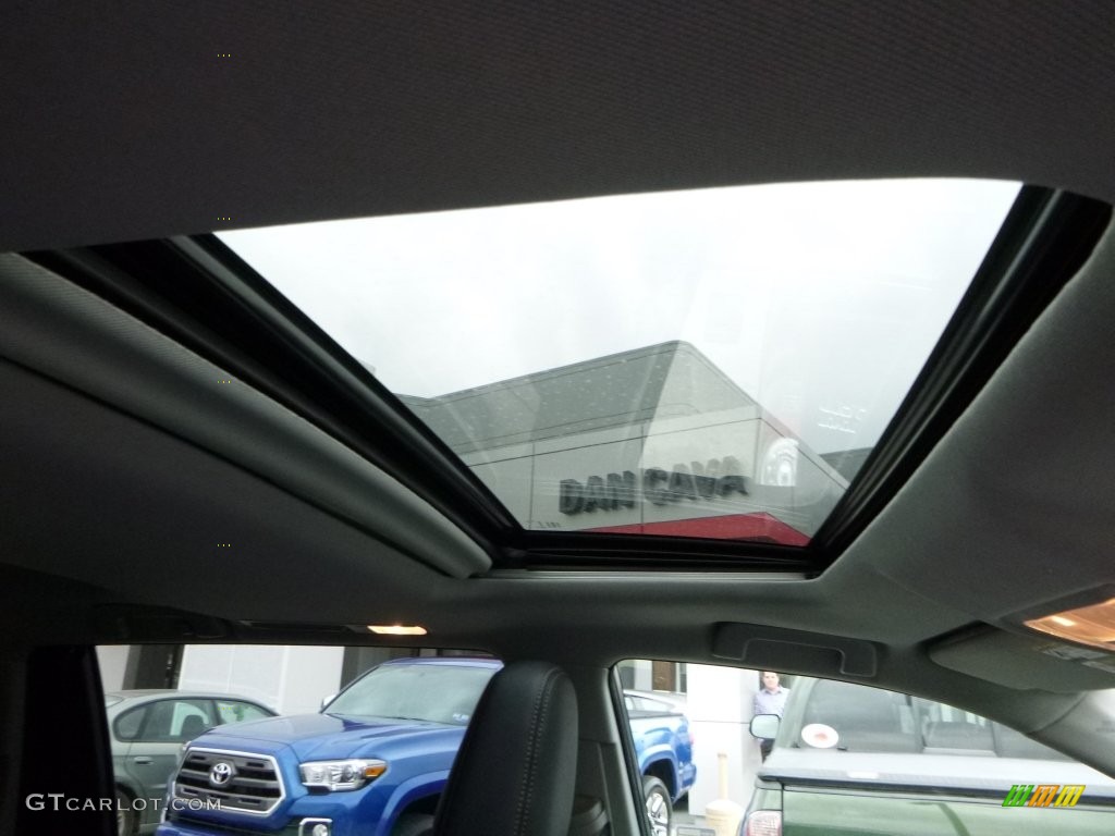 2015 Highlander XLE AWD - Silver Sky Metallic / Black photo #6