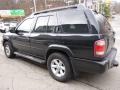 Super Black - Pathfinder SE 4x4 Photo No. 4