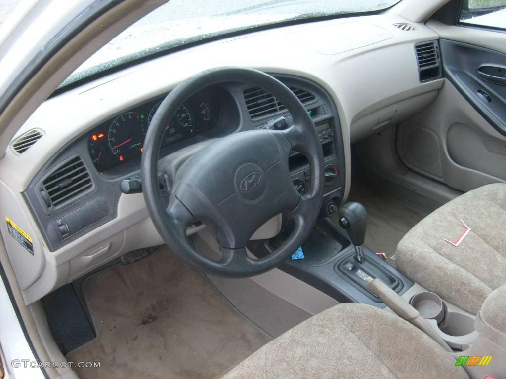 2001 Elantra GLS - Noble White / Beige photo #11