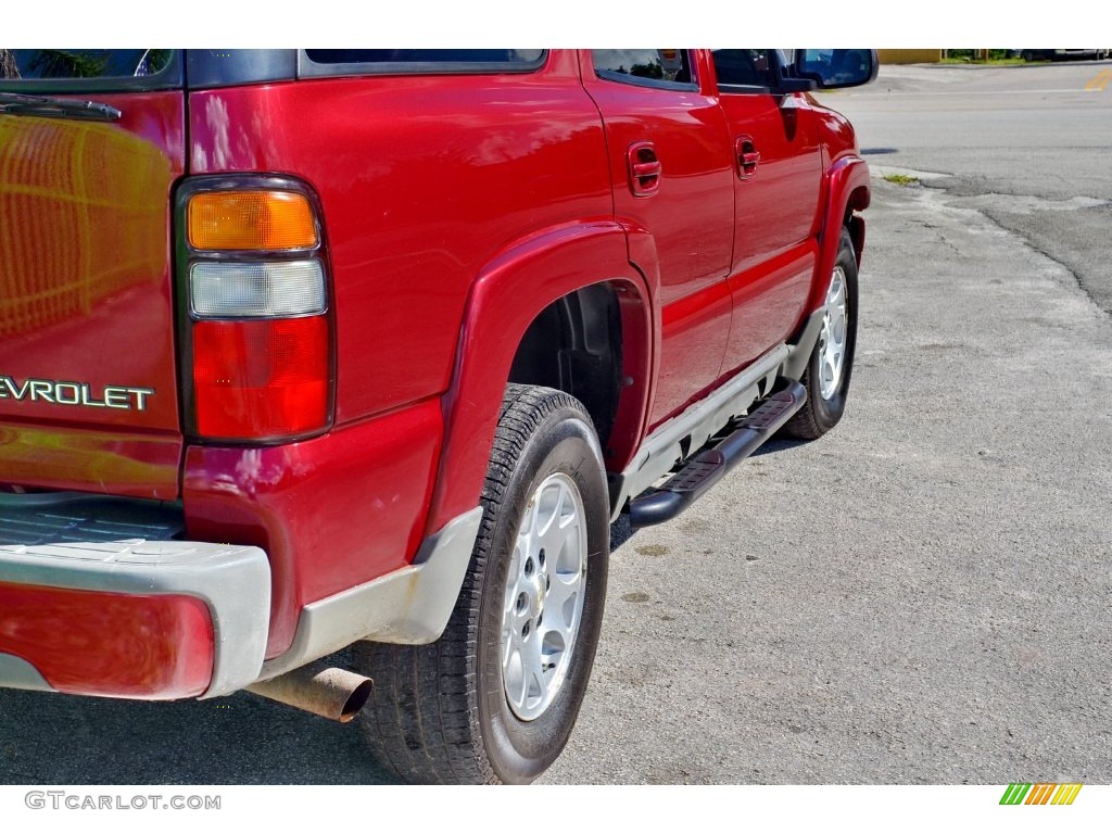 2005 Tahoe Z71 4x4 - Sport Red Metallic / Tan/Neutral photo #12