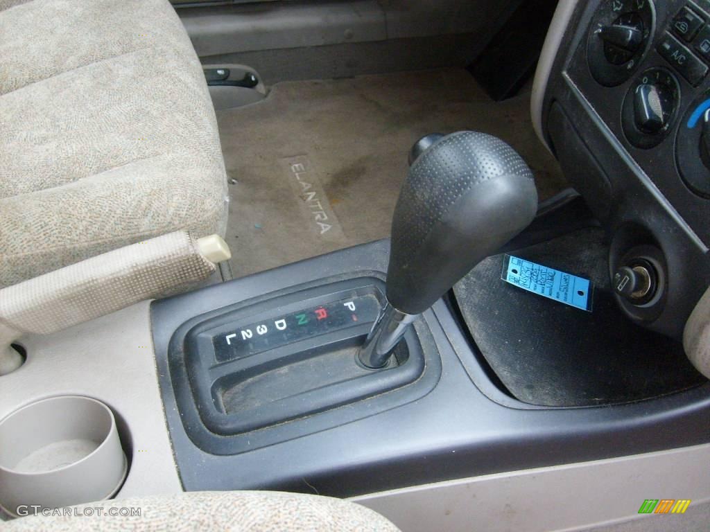2001 Elantra GLS - Noble White / Beige photo #18