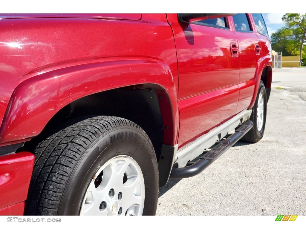 2005 Tahoe Z71 4x4 - Sport Red Metallic / Tan/Neutral photo #75