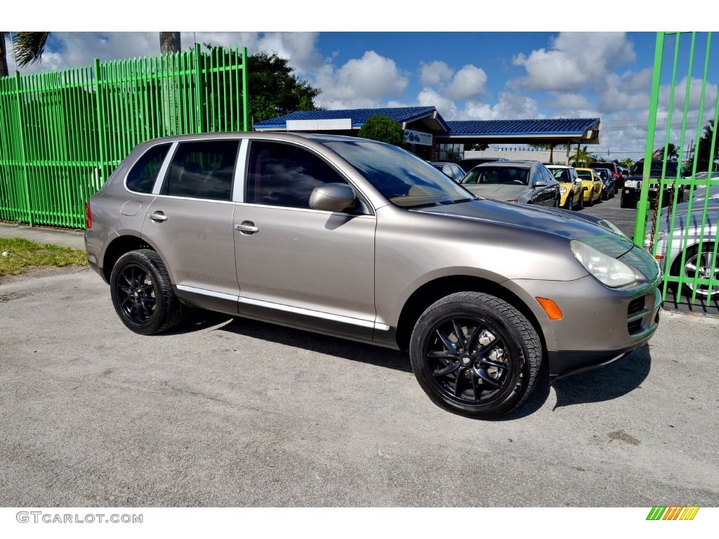 2004 Cayenne S - Prosecco Metallic / Havanna/Sand Beige photo #35