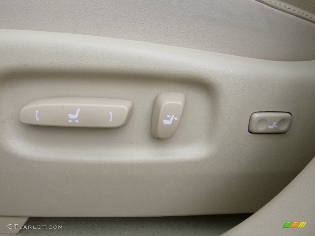 2015 Lexus RX 350 AWD Controls Photo #109384201