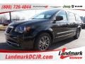 Brilliant Black Crystal Pearl 2016 Chrysler Town & Country S