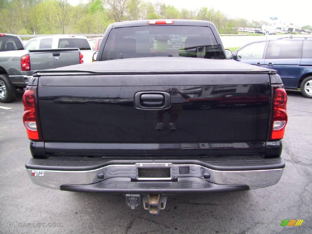 2004 Silverado 1500 Regular Cab - Black / Dark Charcoal photo #4