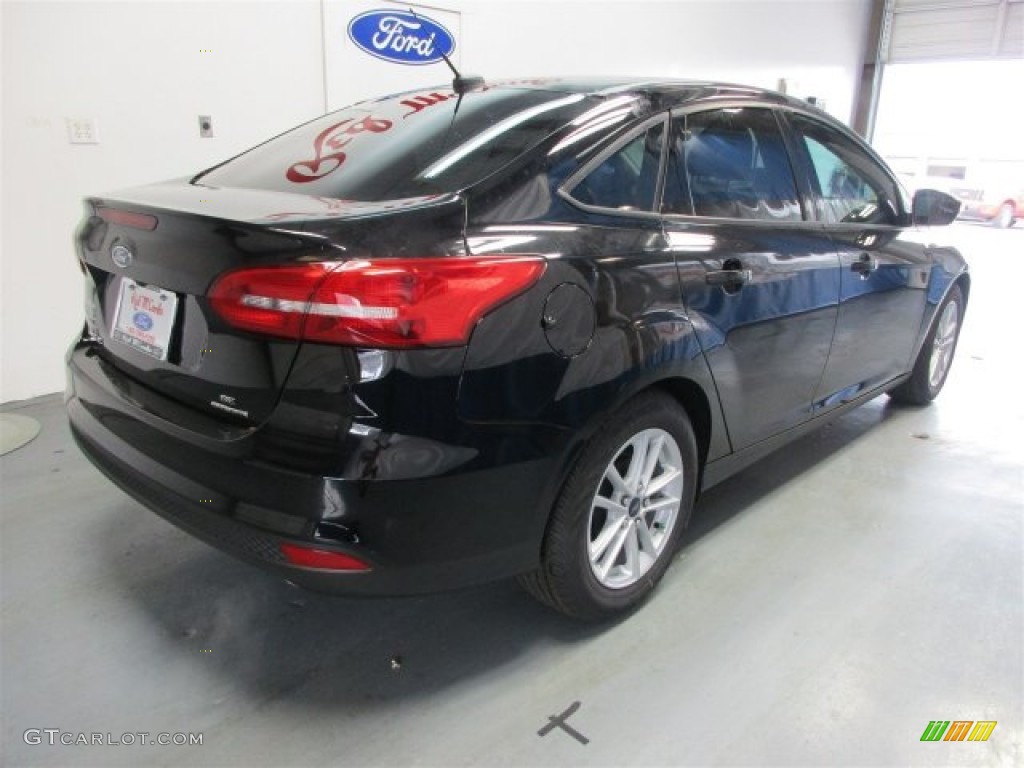 2016 Focus SE Sedan - Shadow Black / Charcoal Black photo #7