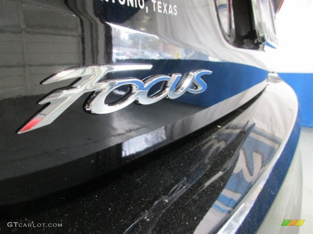 2016 Focus SE Sedan - Shadow Black / Charcoal Black photo #9