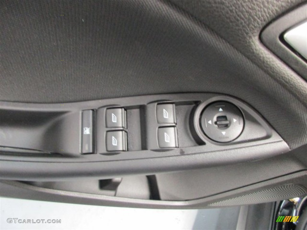 2016 Focus SE Sedan - Shadow Black / Charcoal Black photo #15