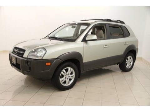 2006 Hyundai Tucson GLS V6 Data, Info and Specs