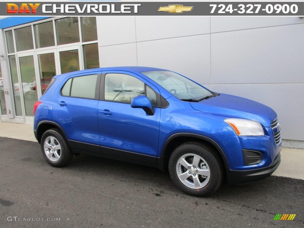 2016 Trax LS AWD - Brilliant Blue Metallic / Jet Black/Light Titanium photo #1