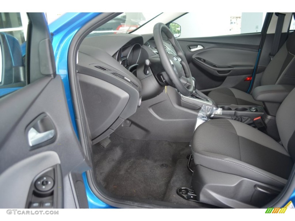 2014 Focus SE Sedan - Blue Candy / Charcoal Black photo #6