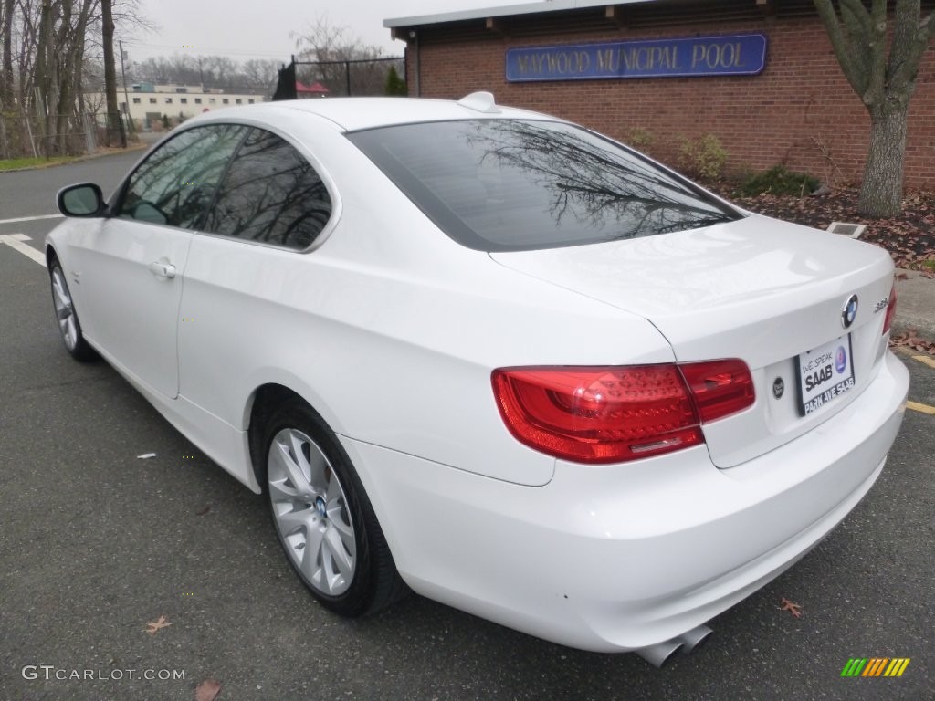 2013 3 Series 328i xDrive Coupe - Alpine White / Cream Beige photo #3
