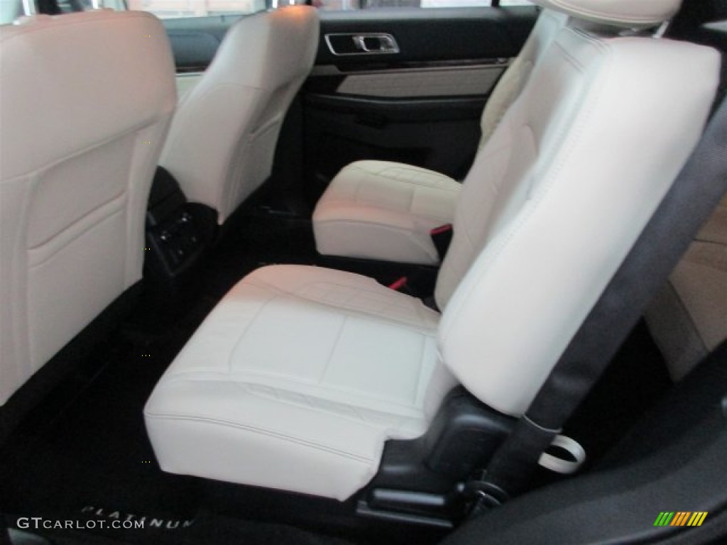 2016 Ford Explorer Platinum 4WD Rear Seat Photos