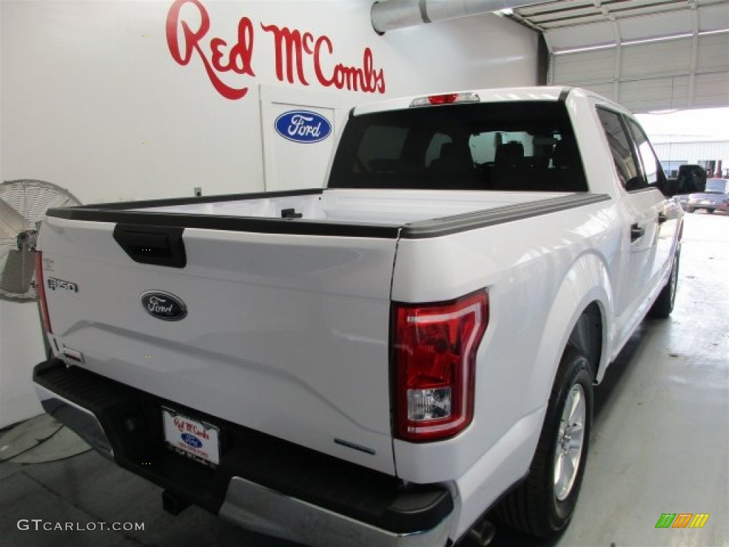 2016 F150 XLT SuperCrew - Oxford White / Medium Earth Gray photo #8