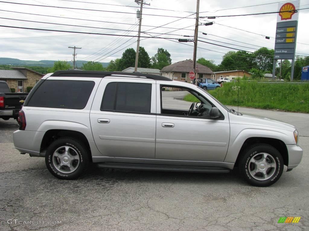 2006 TrailBlazer EXT LT 4x4 - Silverstone Metallic / Light Gray photo #6