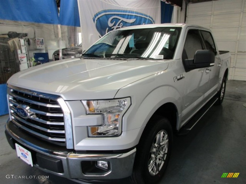 2016 F150 XLT SuperCrew - Ingot Silver / Medium Earth Gray photo #3