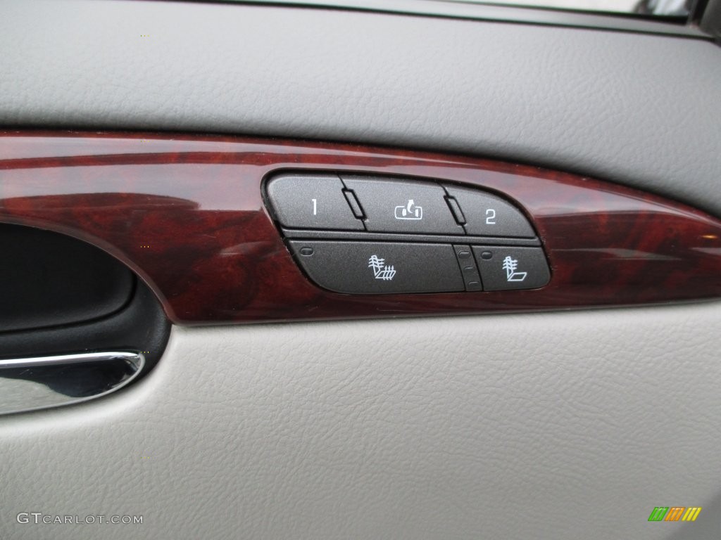 2010 Lucerne CXL - Cyber Gray Metallic / Titanium photo #27