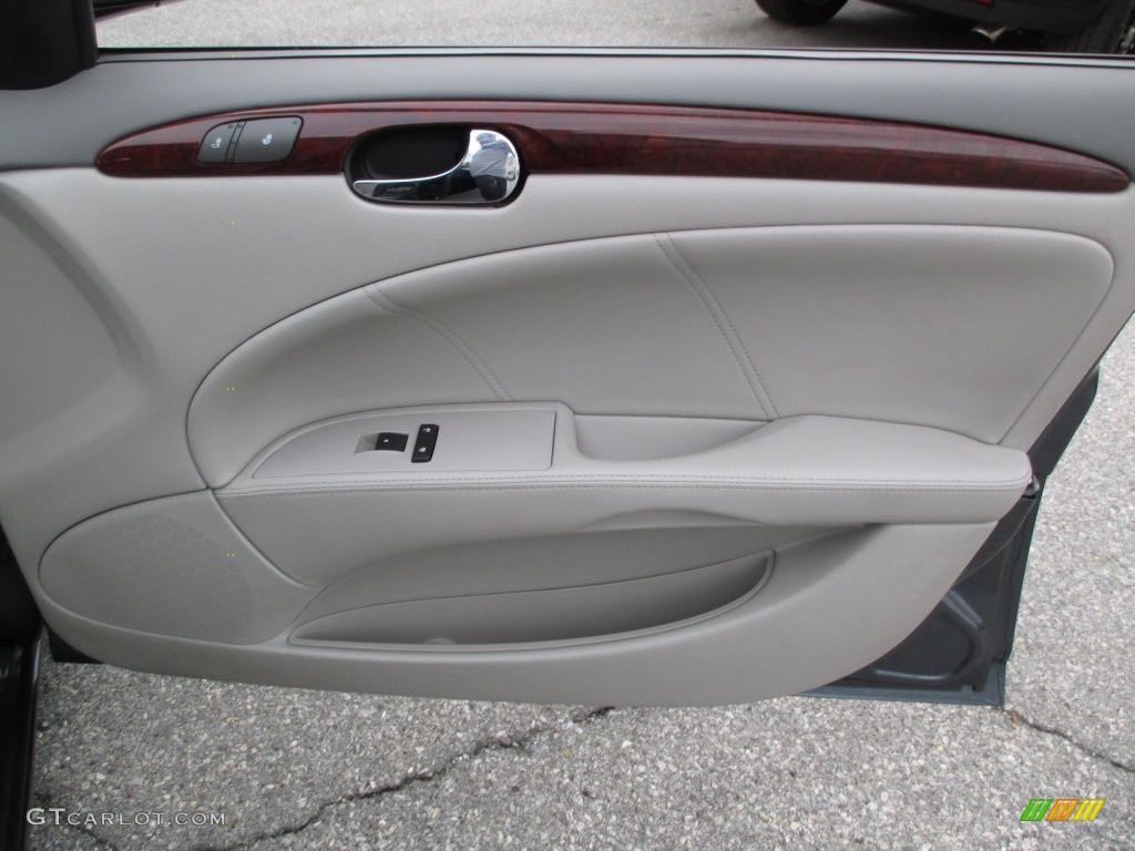 2010 Lucerne CXL - Cyber Gray Metallic / Titanium photo #29