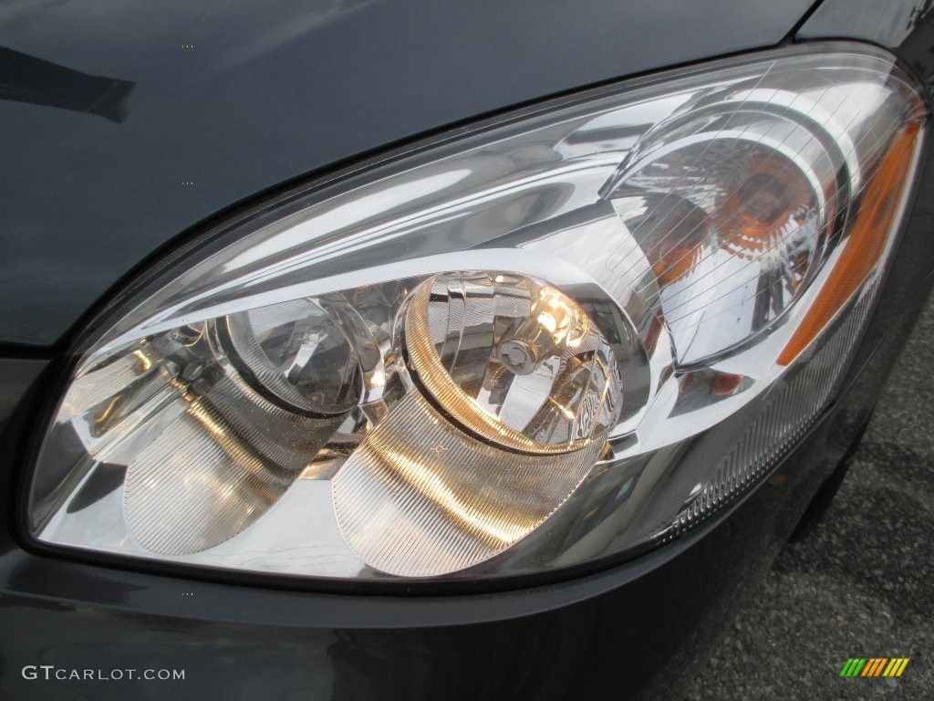2010 Lucerne CXL - Cyber Gray Metallic / Titanium photo #45