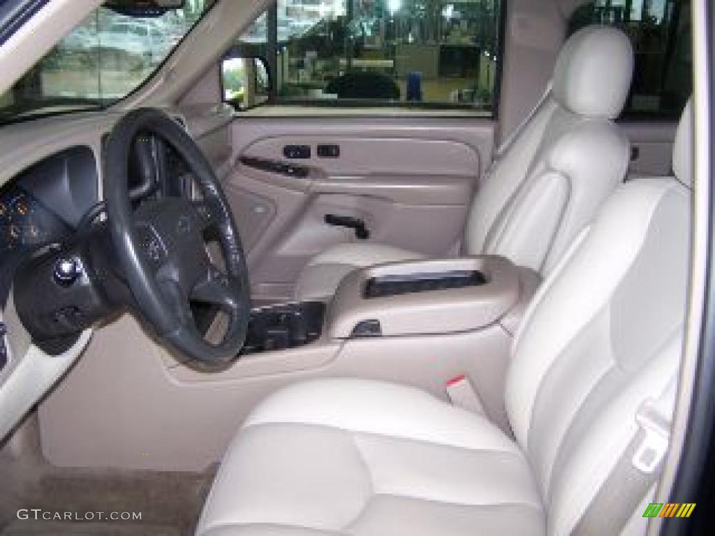 2005 Suburban 1500 Z71 4x4 - Black / Tan/Neutral photo #59