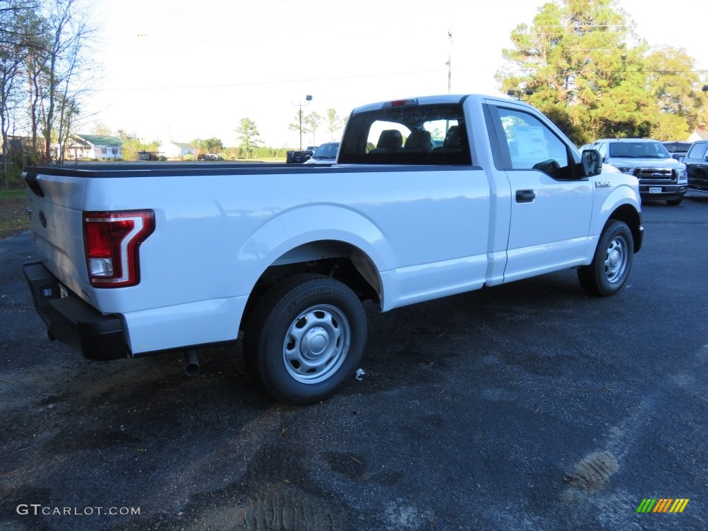 2015 F150 XL Regular Cab - Oxford White / Medium Earth Gray photo #3