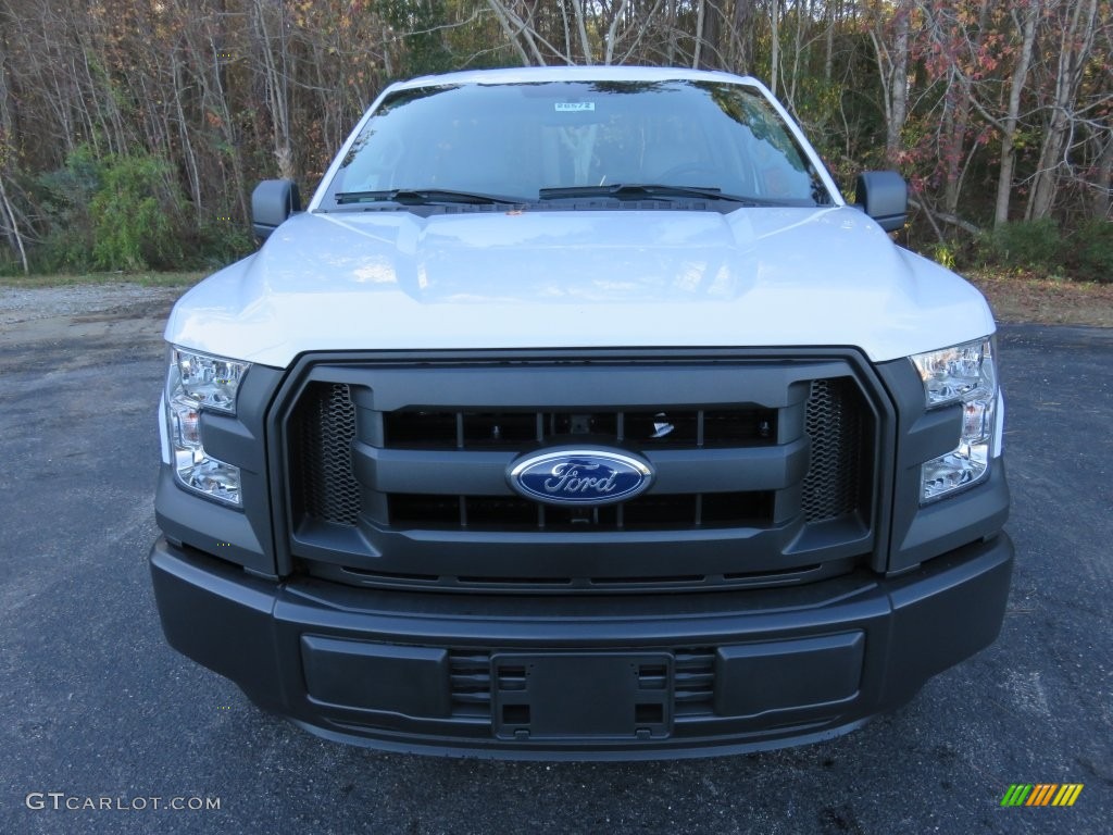 Oxford White 2015 Ford F150 XL Regular Cab Exterior Photo #109413243