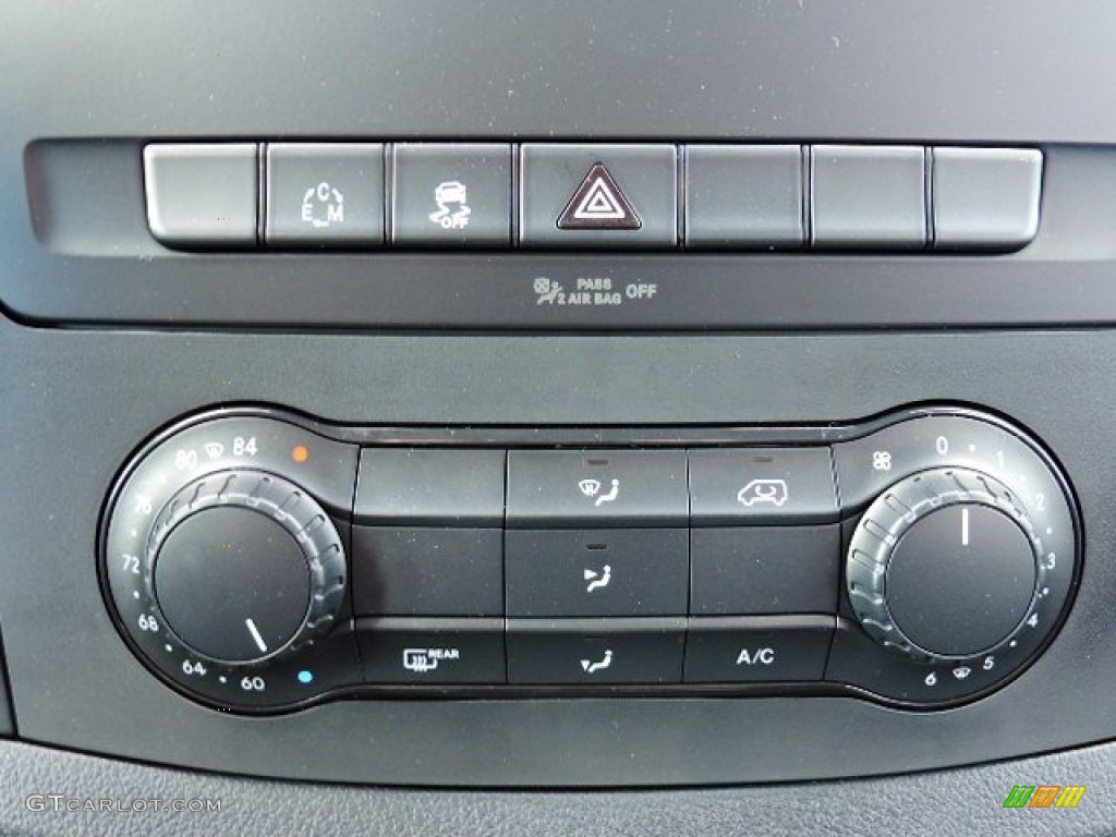 2016 Mercedes-Benz Metris Cargo Van Controls Photo #109413525