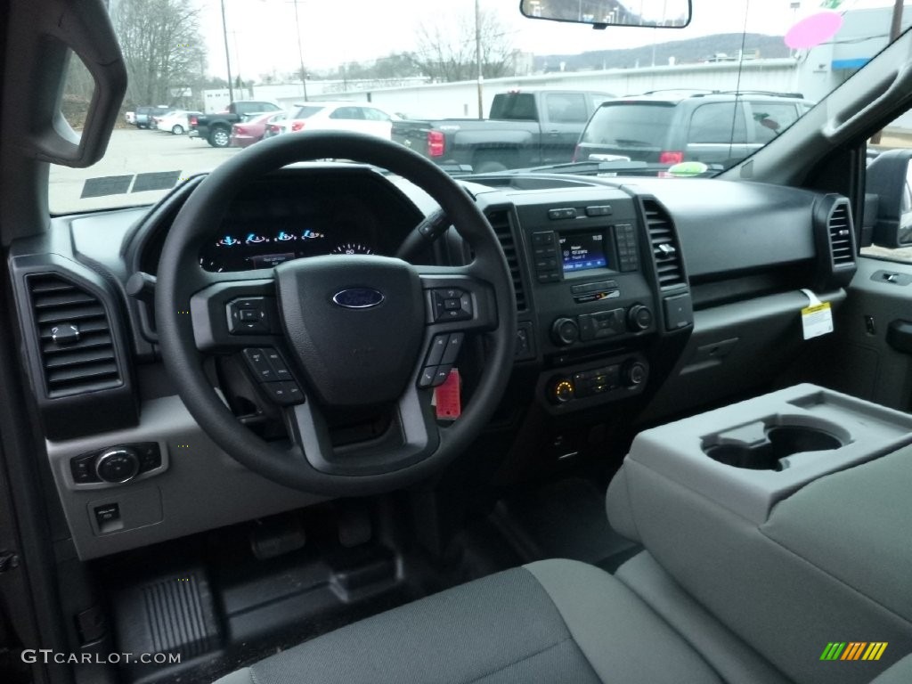 2016 F150 XL SuperCab 4x4 - Magnetic / Medium Earth Gray photo #14