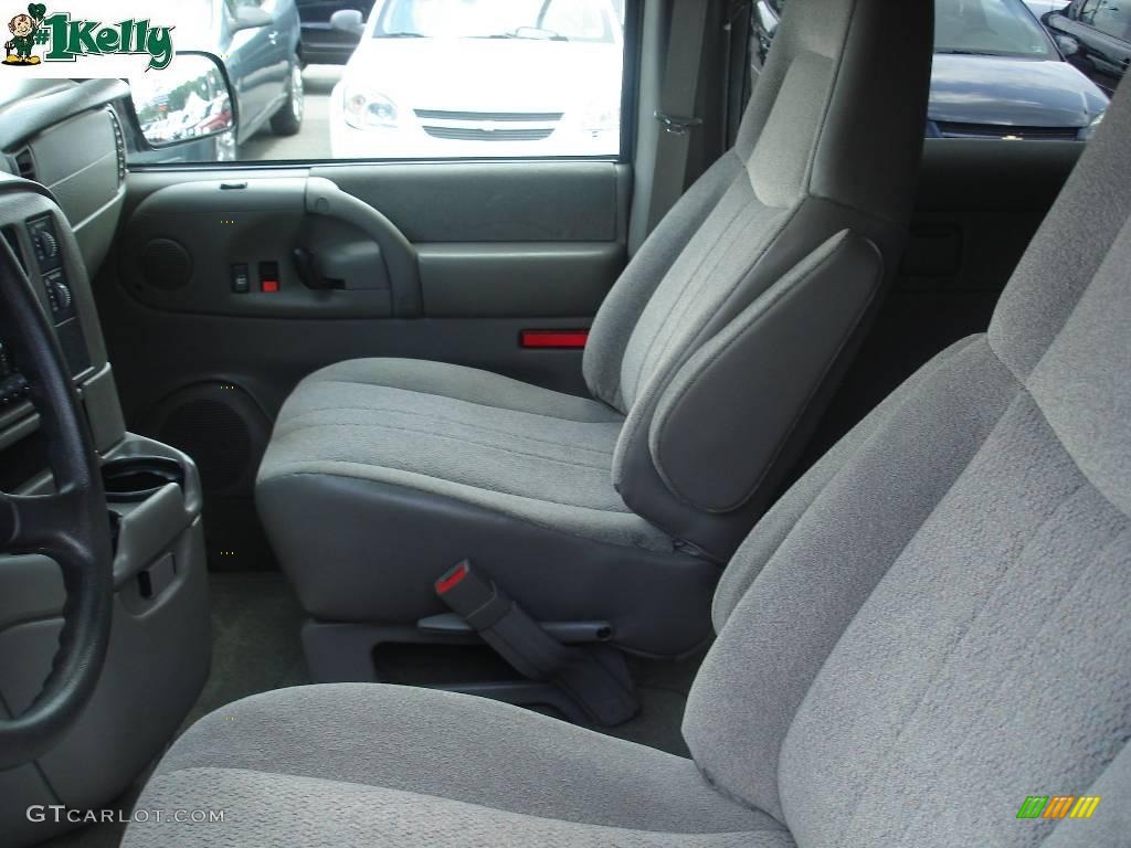2005 Astro LS AWD Passenger Van - Medium Charcoal Gray Metallic / Medium Gray photo #8