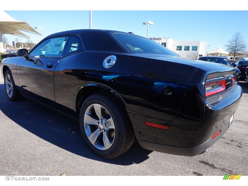 2015 Challenger SXT - Pitch Black / Black/Tungsten photo #2