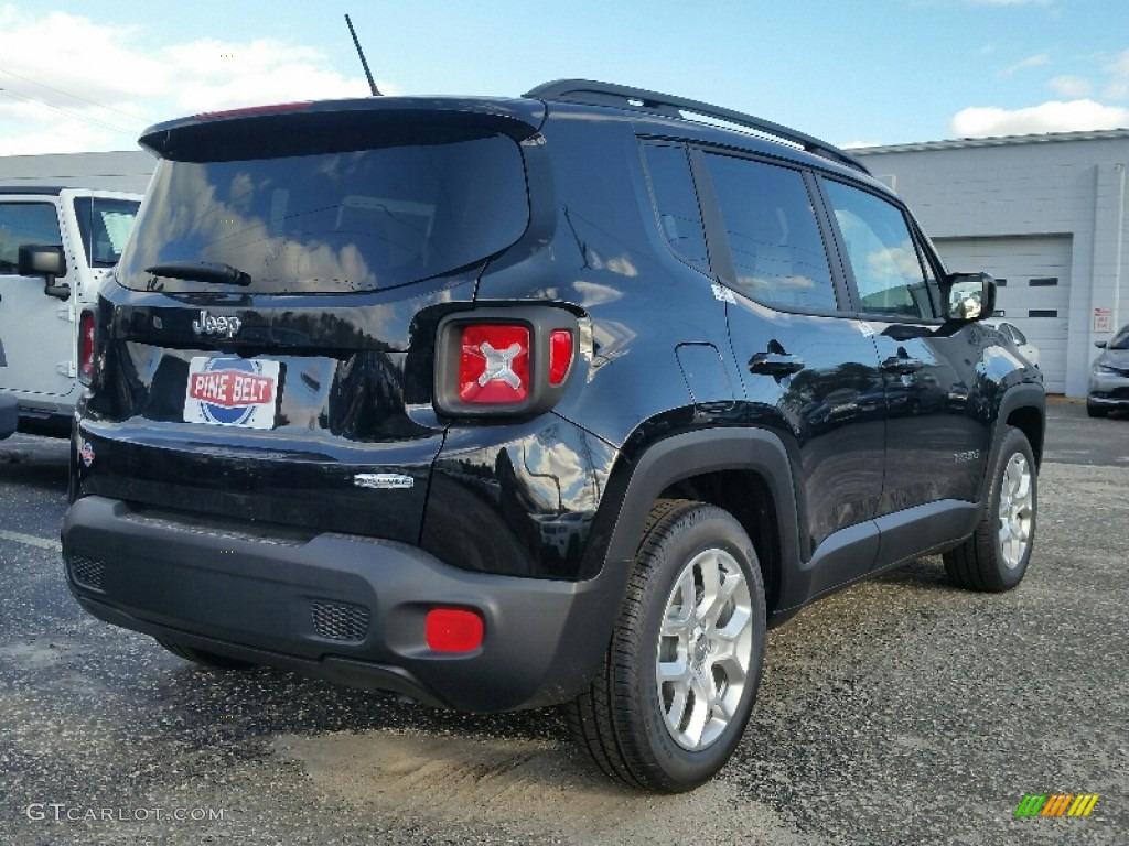 2016 Renegade Latitude - Black / Black photo #4