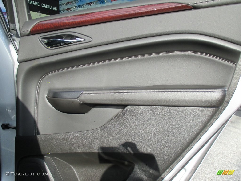 2013 SRX Luxury AWD - Radiant Silver Metallic / Ebony/Ebony photo #27