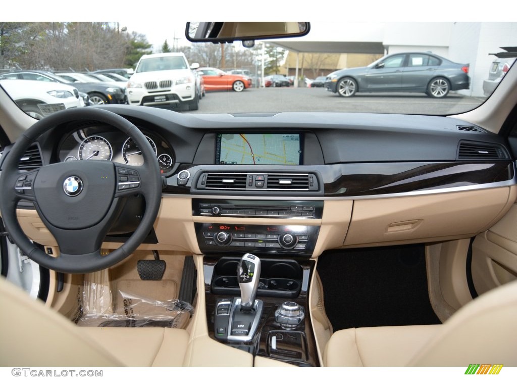 2013 5 Series 535i xDrive Sedan - Alpine White / Venetian Beige photo #15