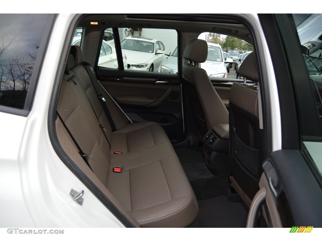 2013 X3 xDrive 28i - Alpine White / Mojave photo #25