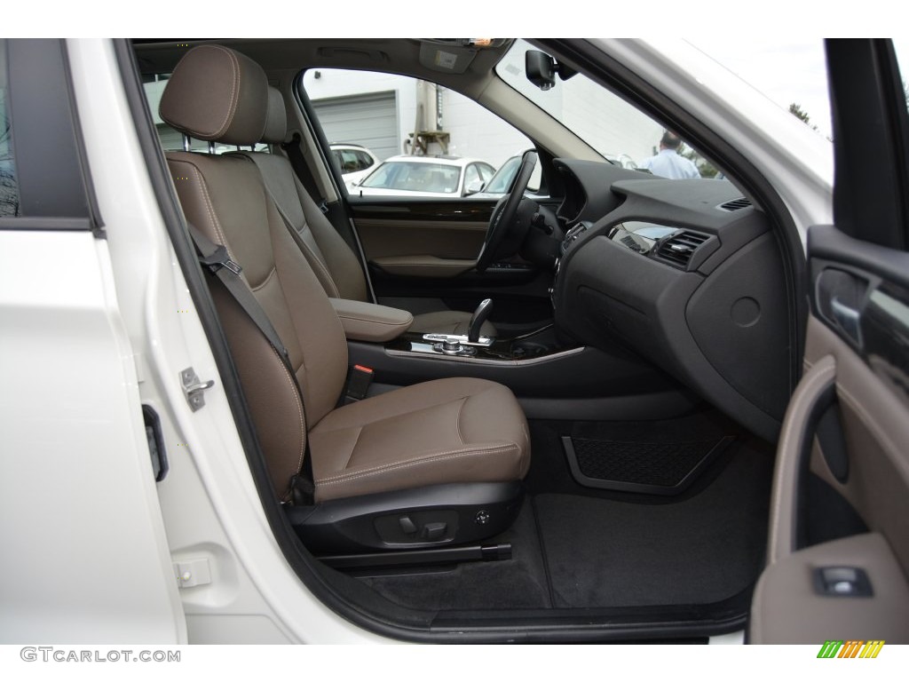 2013 X3 xDrive 28i - Alpine White / Mojave photo #28