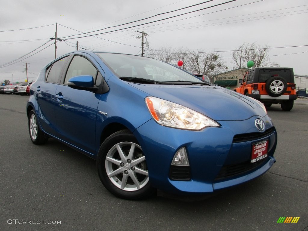 2012 Prius c Hybrid Three - Blue Streak Metallic / Light Blue Gray/Black photo #1