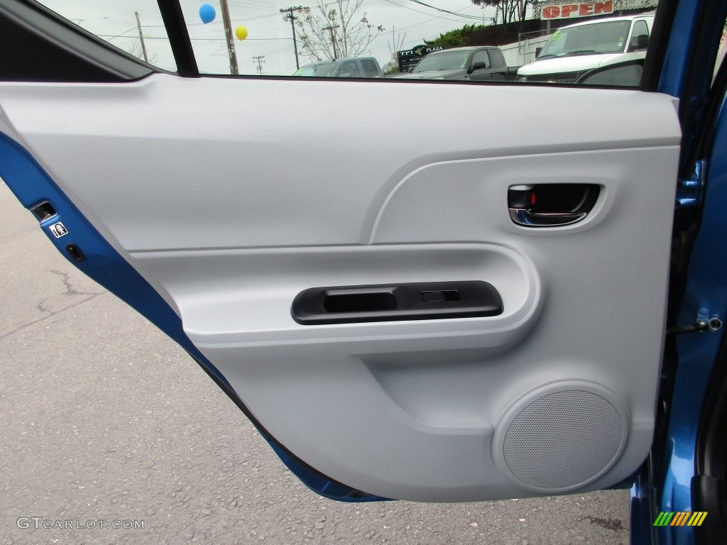 2012 Prius c Hybrid Three - Blue Streak Metallic / Light Blue Gray/Black photo #23