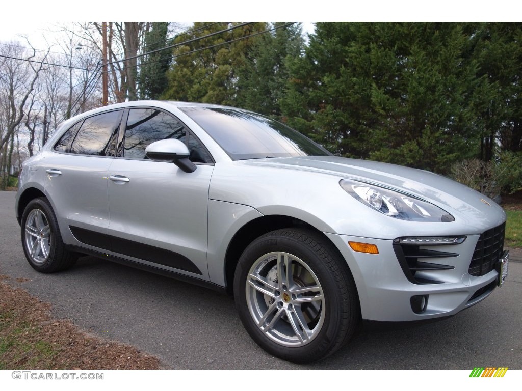 Rhodium Silver Metallic 2015 Porsche Macan S Exterior Photo #109429839
